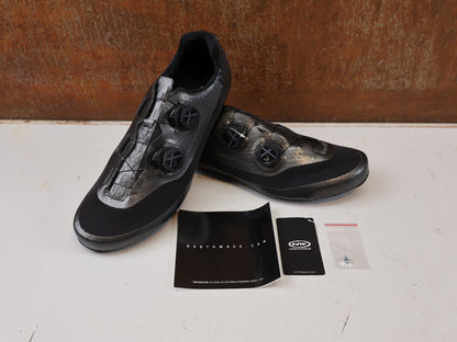 NORTHWAVE REVOLUTION 3 ROAD SHOES / WHITE / SIZE 40 / CARBON SOLE / SLW3
