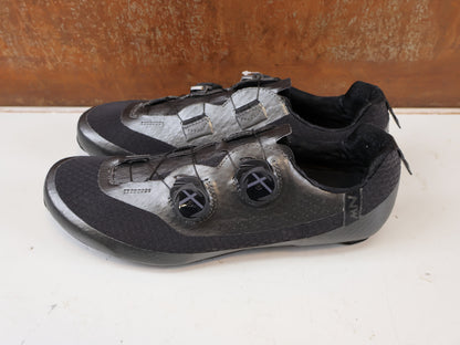 NORTHWAVE REVOLUTION 3 ROAD SHOES / WHITE / SIZE 40 / CARBON SOLE / SLW3