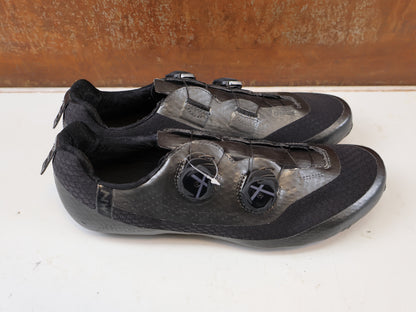 NORTHWAVE REVOLUTION 3 ROAD SHOES / WHITE / SIZE 40 / CARBON SOLE / SLW3