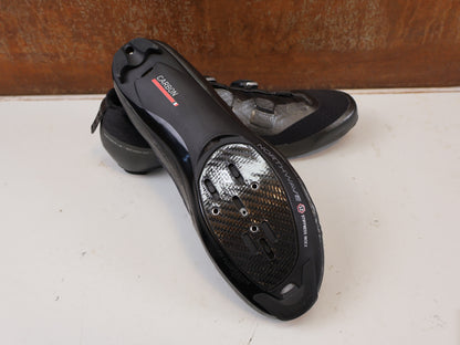 NORTHWAVE REVOLUTION 3 ROAD SHOES / WHITE / SIZE 40 / CARBON SOLE / SLW3