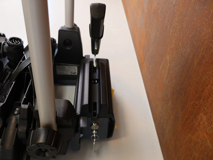 XLC BELUGA VC-C03 REAR RACK / FOR 3 E-BIKES / TOW HITCH MOUNTED / TILT FUNCTION