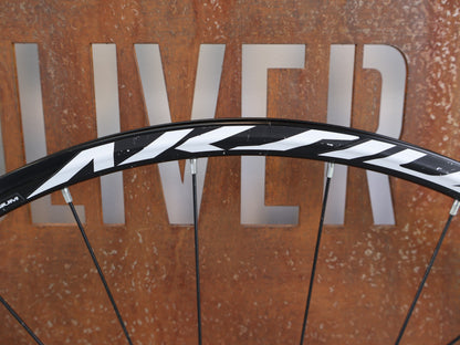 MAVIC AKSIUM DISC LAUFRADSATZ / 6-LOCH / SHIMANO HG / 12MM STECKACHSE / SCHWARZ