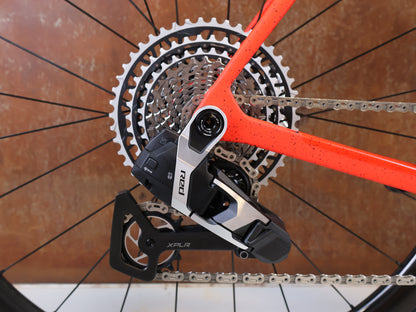 TREK CHECKMATE SLR 9 AXS RADIOACTIVE RED GRAVEL / M/L