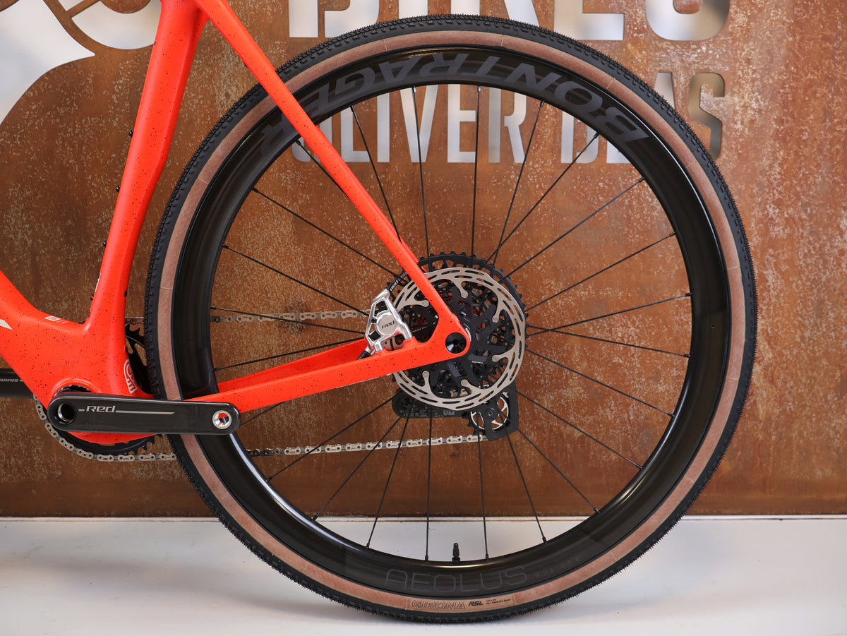 TREK CHECKMATE SLR 9 AXS RADIOACTIVE RED GRAVEL / M/L