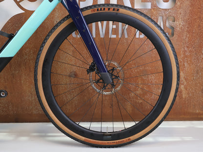 BMC URS 01 THREE GRAVEL BIKE / GRÖSSE M / 2024 / SRAM X0 EAGLE TRANSMISSION