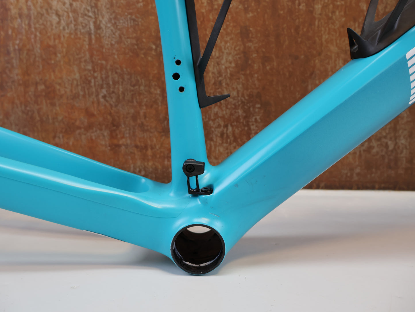 BMC ROADMACHINE 01 TWO FRAMESET / GRÖßE 58 / TURQUOISE WHITE / MJ 2024 / CARBON