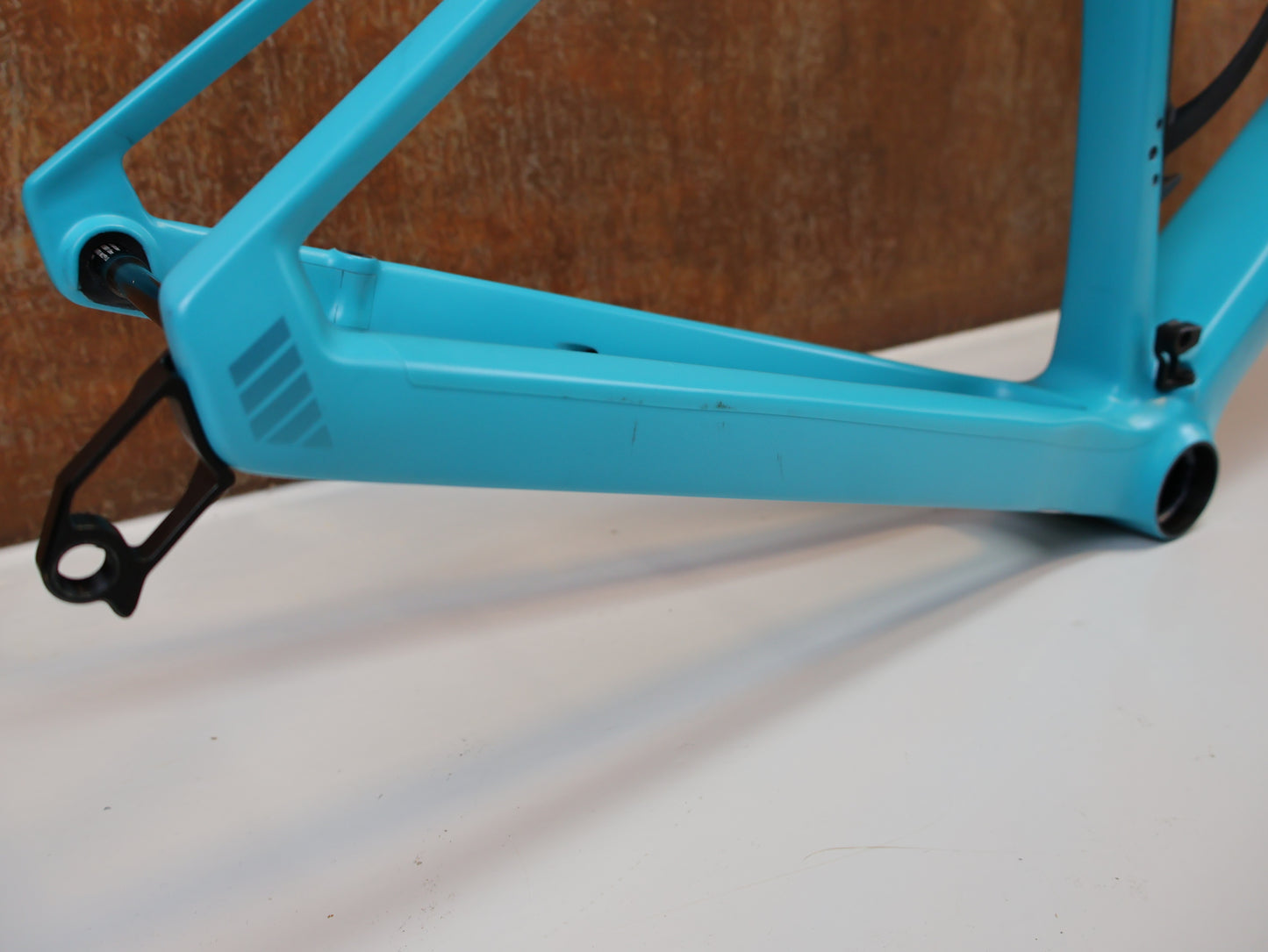 BMC ROADMACHINE 01 TWO FRAMESET / GRÖßE 58 / TURQUOISE WHITE / MJ 2024 / CARBON