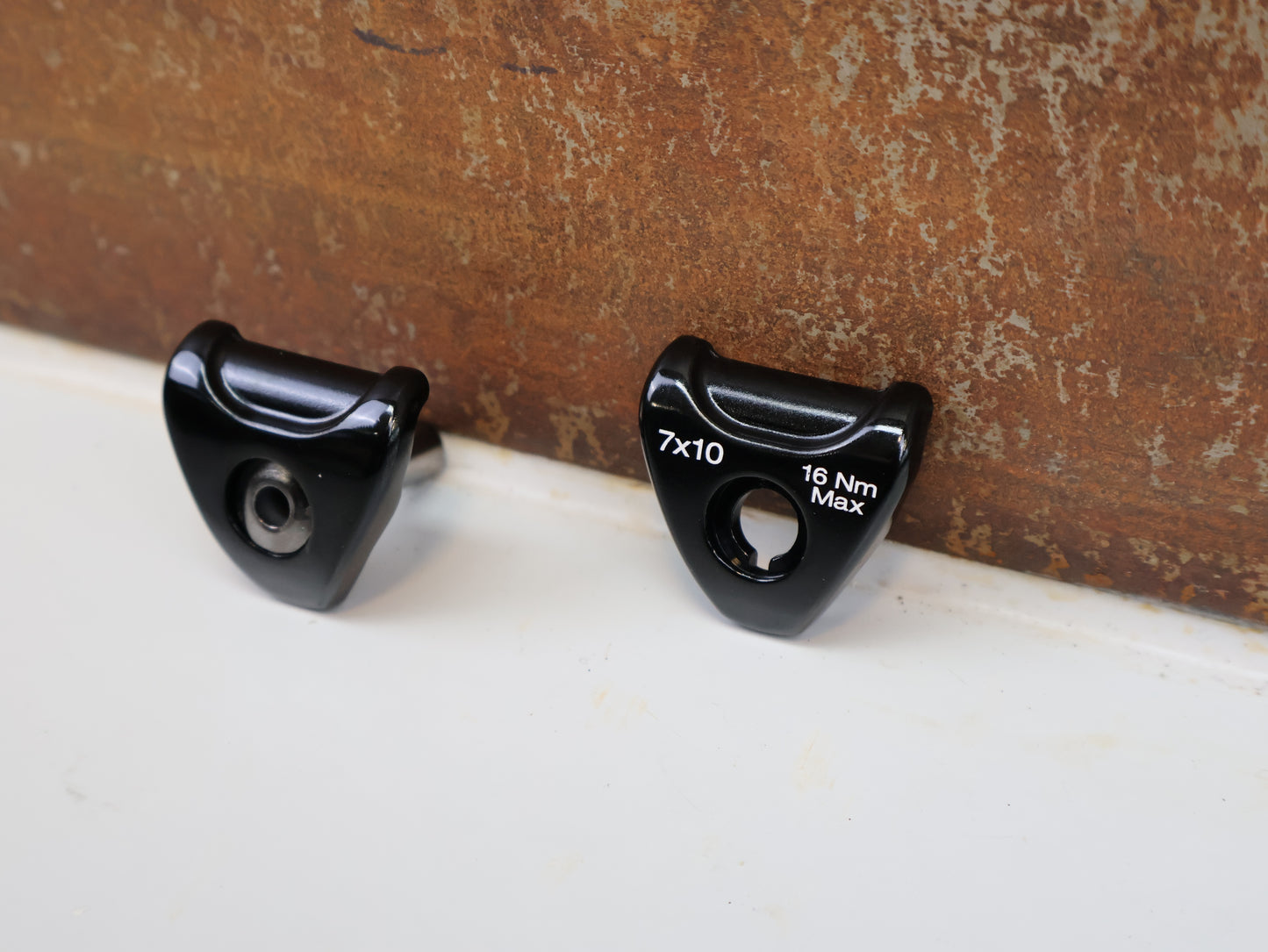 BONTRAGER SATTELKLEMMSTÜCKE 7X10 MM / FÜR CARBON RAILS / TREK DREHKOPF-STÜTZE / 436658