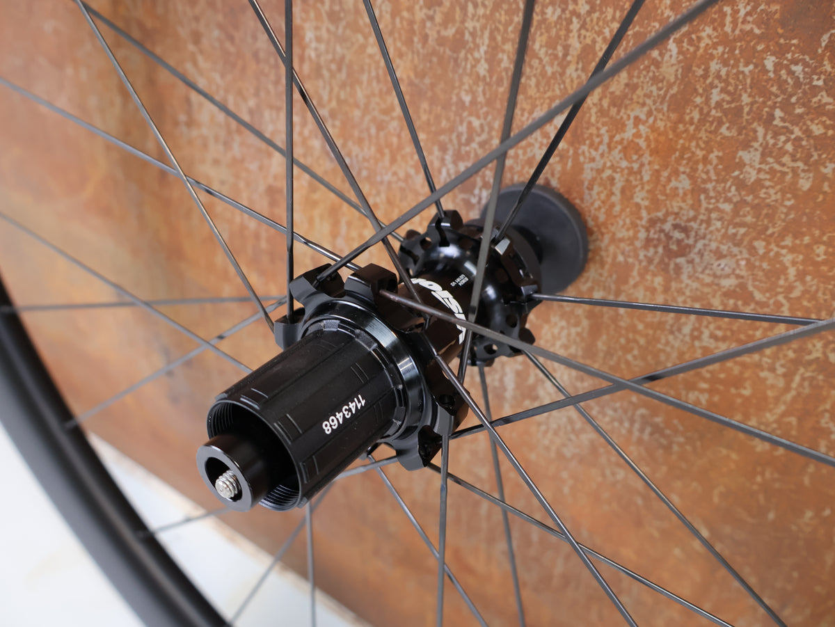 MOST ULTRAFAST 45 DB TRL CARBON LAUFRADSATZ SHIMANO HG 1575G