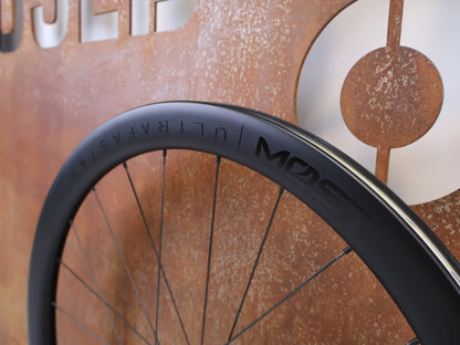 MOST ULTRAFAST 45 DB TRL CARBON LAUFRADSATZ SHIMANO HG 1575G