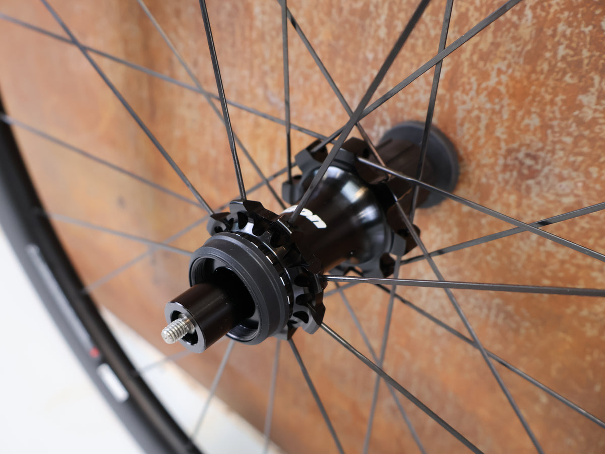 MOST ULTRAFAST 45 DB TRL CARBON LAUFRADSATZ SHIMANO HG 1575G