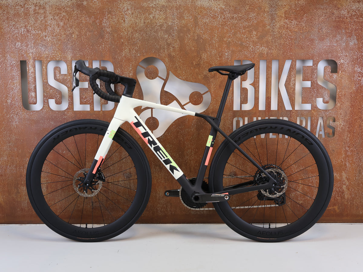 TREK DOMANE SL 7 GEN 5 ERA WHITE / S / 7.99KG