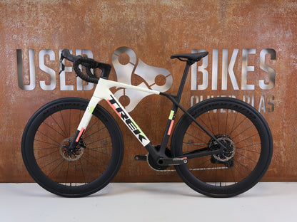 TREK DOMANE SL 7 GEN 5 ERA WHITE / S / 7.99KG