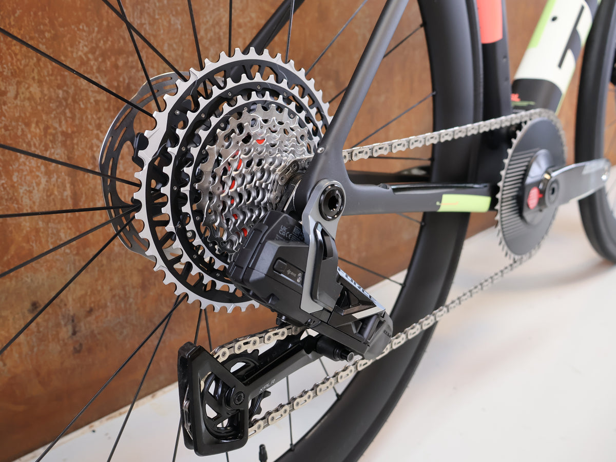 TREK DOMANE SL 7 GEN 5 ERA WHITE / S / 7.99KG
