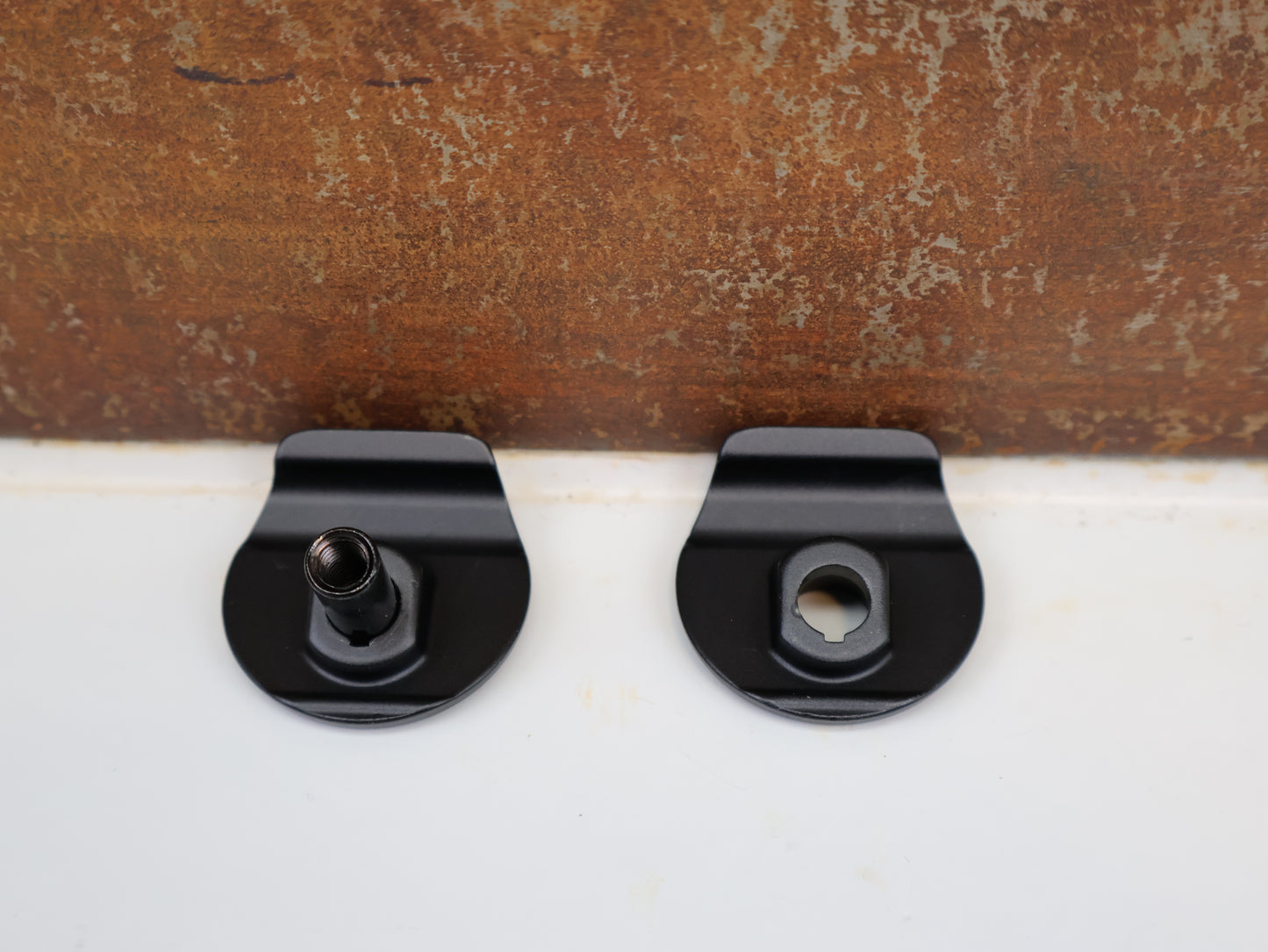 TREK 2-BOLT SEATPOST CLAMPS 7X10 MM / FOR CARBON RAILS / MADONE DOMANE / W524901