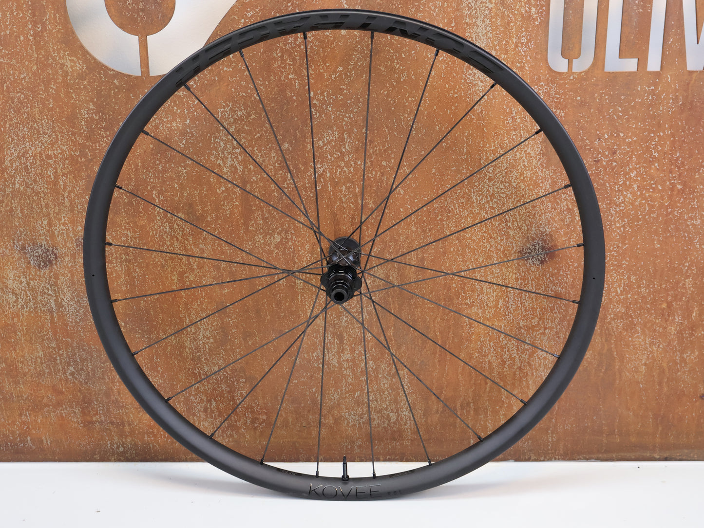 BONTRAGER KOVEE RSL 30 TLR BOOST / 29" CARBON WHEELSET / DT SWISS 240S / SRAM XD