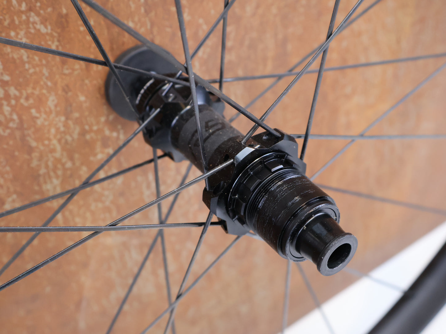BONTRAGER KOVEE RSL 30 TLR BOOST / 29" CARBON WHEELSET / DT SWISS 240S / SRAM XD