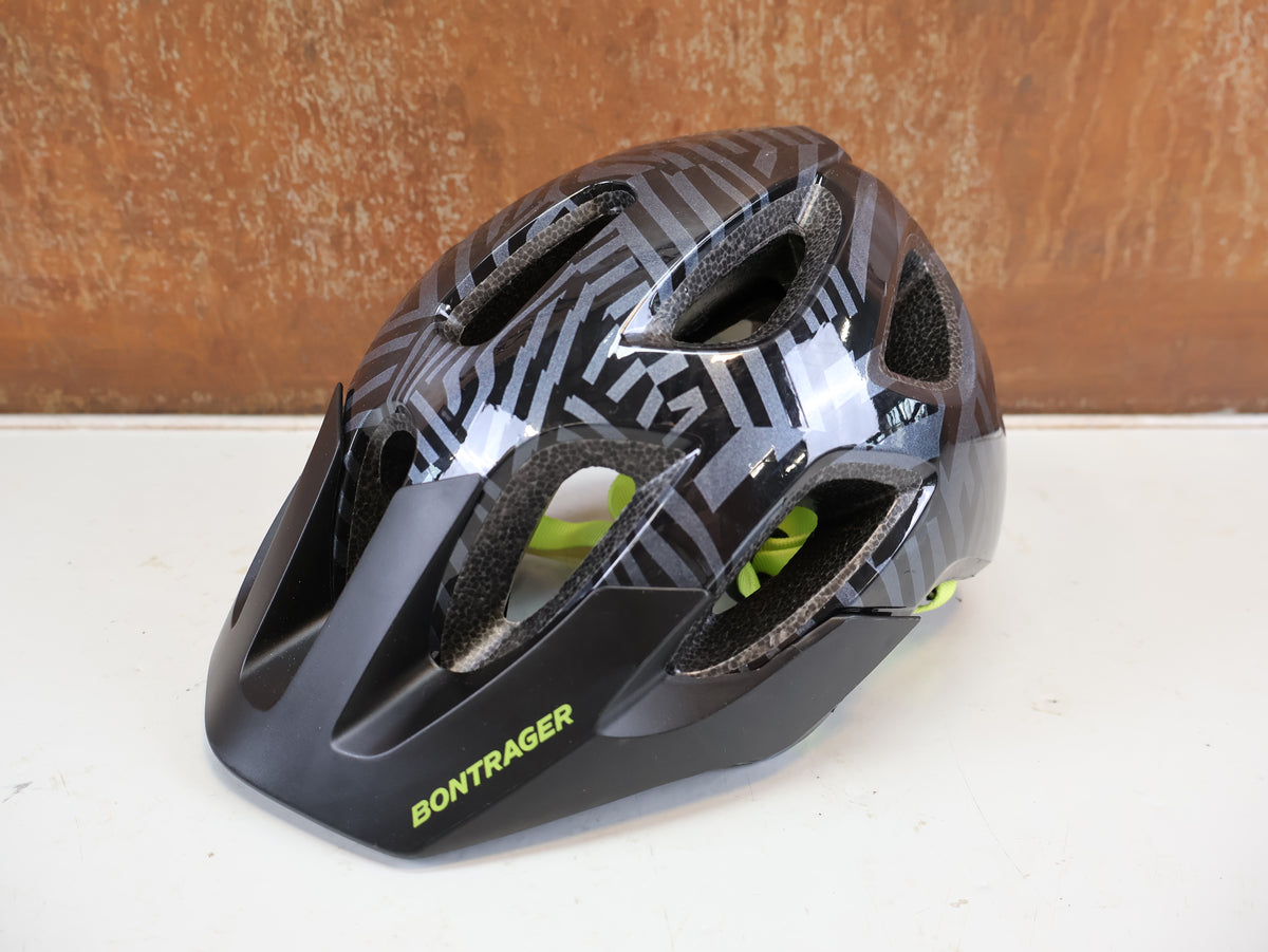 BONTRAGER TYRO KIDS HELM FIDLOCK 48-52CM SCHWARZ GELB 5255550