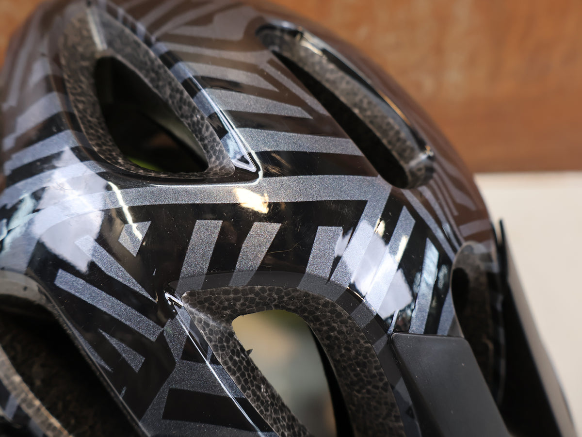 BONTRAGER TYRO KIDS HELM FIDLOCK 48-52CM SCHWARZ GELB 5255550