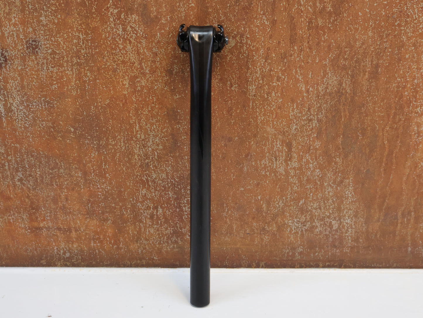 S-WORKS CARBON SEATPOST / 27.2 MM / 20MM OFFSET / CARBON RAILS CLAMPS / 178G