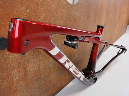TREK SUPERCALIBER SLR GEN 2 FRAMESET / SIZE S / FLIGHT ATTENDANT / RED SMOKE