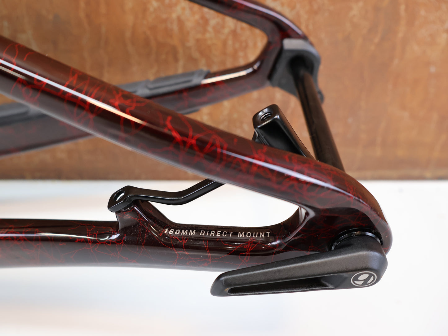 TREK SUPERCALIBER SLR GEN 2 FRAMESET / SIZE S / FLIGHT ATTENDANT / RED SMOKE