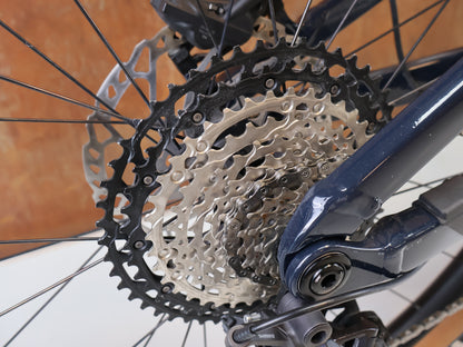 TREK FUEL EXe E-MTB 29 ZOLL / GRÖßE M / TQ HPR50 / NAUTICAL NAVY