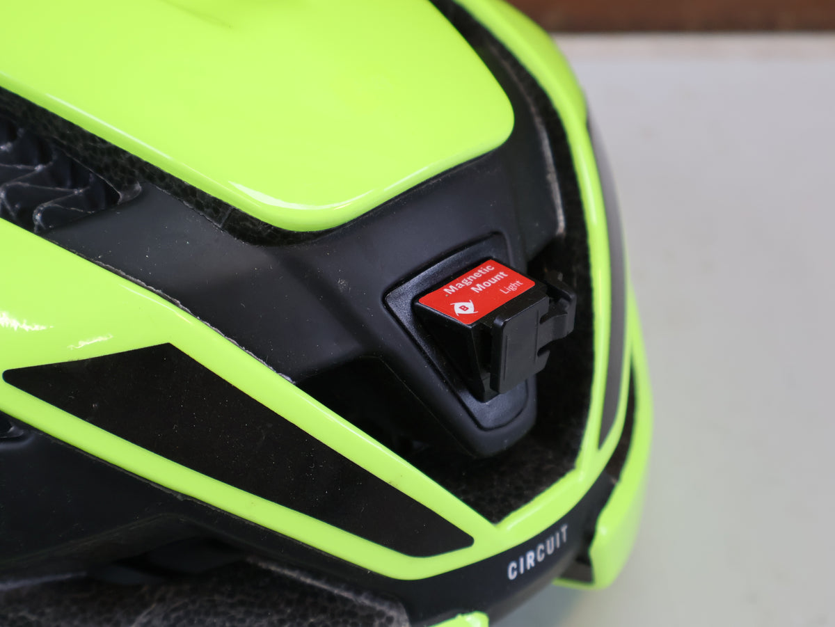 BONTRAGER CIRCUIT WAVECEL HELM GEBRAUCHT BOA BLENDR