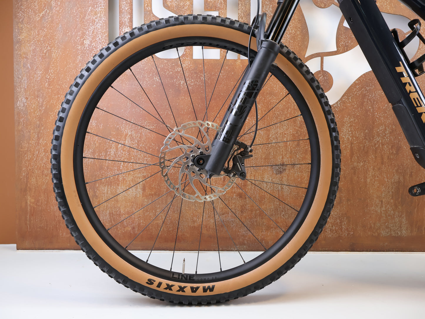 TREK FUEL EXe E-MTB 29 ZOLL / GRÖßE M / TQ HPR50 / NAUTICAL NAVY