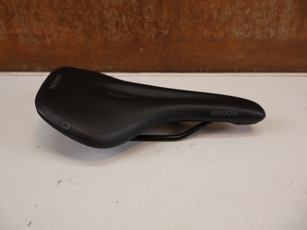 ERGON SR ALLROAD CORE COMP MEN SATTEL GRÖSSE M/L BLACK/GREY