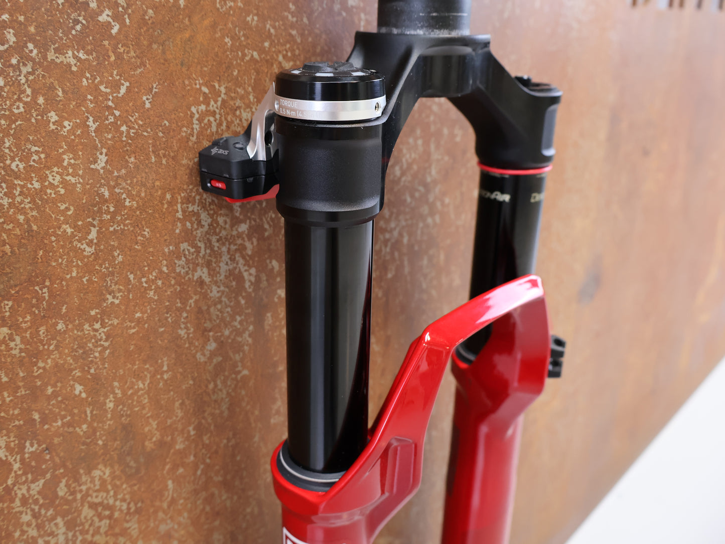 ROCKSHOX SID ULTIMATE FLIGHT ATTENDANT / 110 MM / 29" BOOST / ELECTRIC RED / 44MM OFFSET