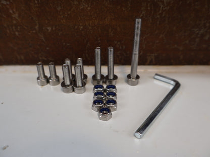 CURANA C-LITE SCHUTZBLECH-SET / 28 ZOLL / 35MM / SCHWARZ-MATT / UNVOLLSTÄNDIG