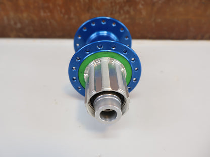 HOPE PRO 4 REAR HUB / 12 X 148 MM BOOST / 32 HOLE / BLUE / RHP432B148SA