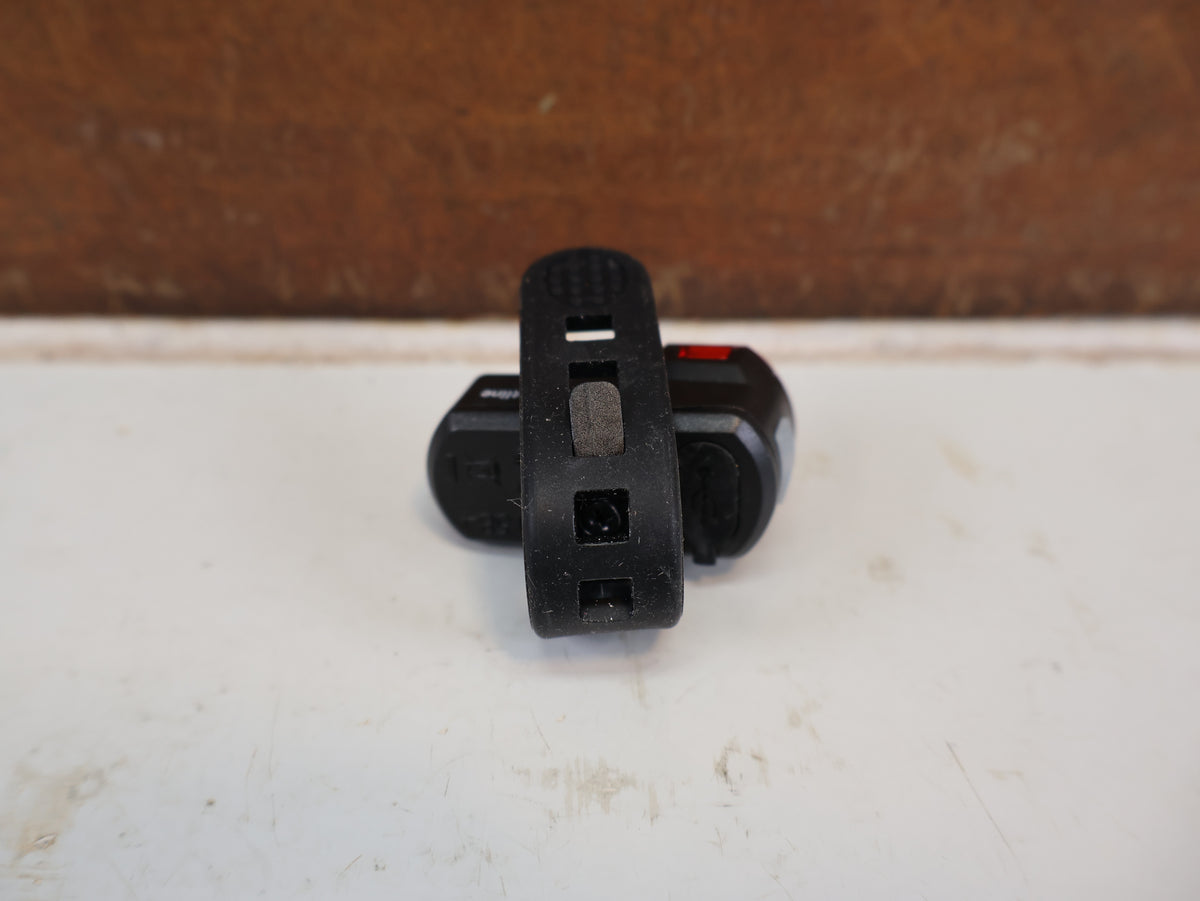 AXA COMPACTLINE USB LED RÜCKLICHT SCHWARZ