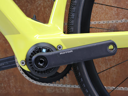 BMC ROADMACHINE 01 AMP X TWO / GRÖSSE 56 CM / TQ-HPR50 / SRAM RIVAL AXS