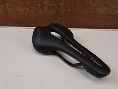 SELLE ITALIA FLITE BOOST SF TM SATTEL L3 145MM / 244G