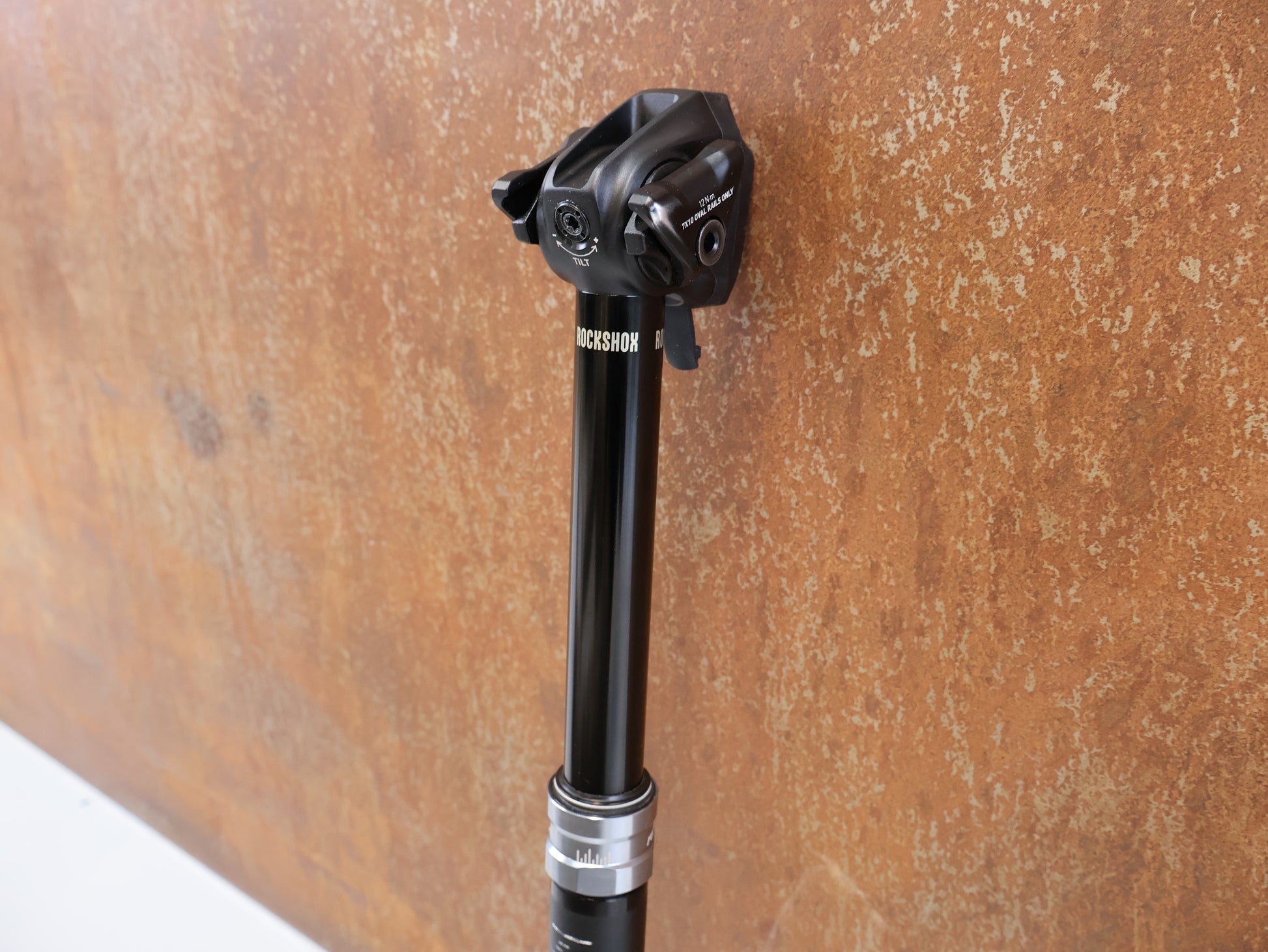 rockshox sattelstütze reverb axs a1 ROCKSHOX REVERB AXS A1 VARIO-SATTELSTÜTZE / 31,6 MM / 150 MM HUB / 7X1 – USEDBIKES-OB.DE