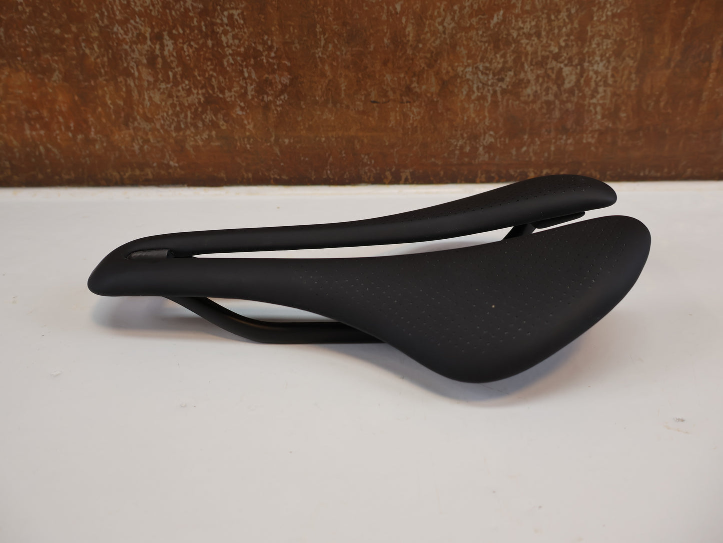 TREK AEOLUS RSL FAHRRADSATTEL / CARBON / 145 MM / RACE SHOP LIMITED