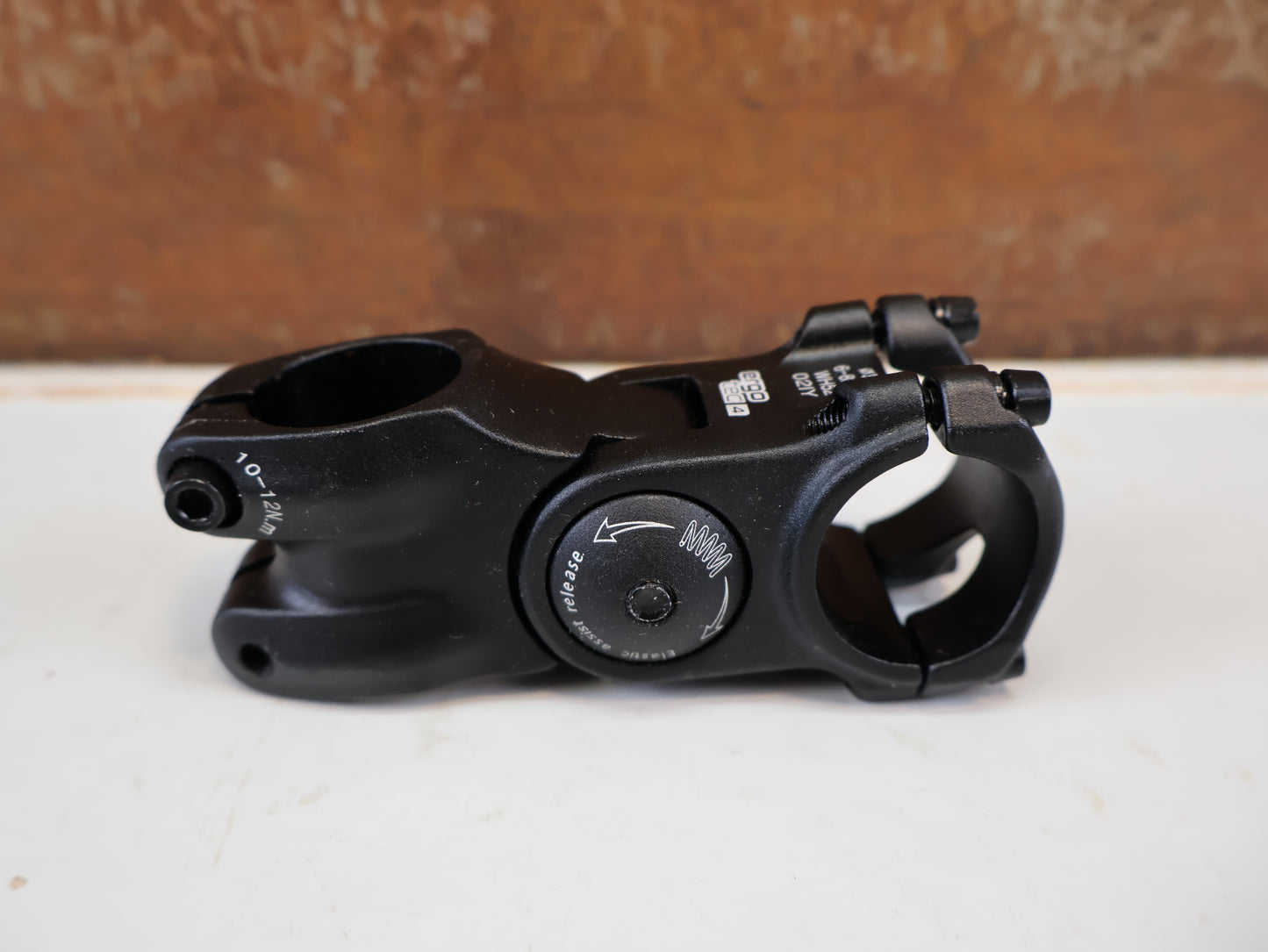 ERGOTEC OCTOPUS 2 VORBAU VERSTELLBAR 31 8MM AHEAD 1 1 8