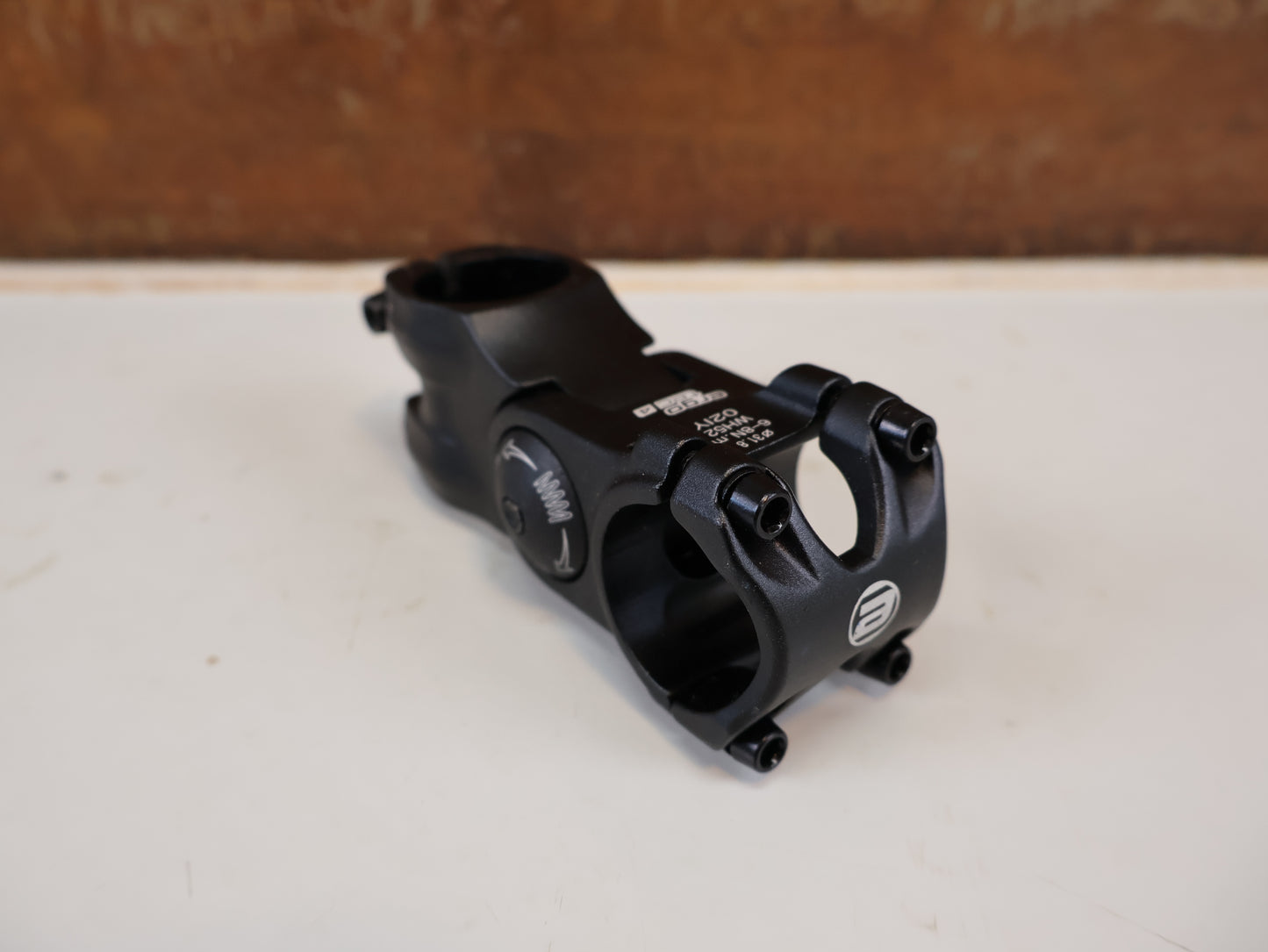 ERGOTEC OCTOPUS 2 VORBAU VERSTELLBAR 31 8MM AHEAD 1 1 8