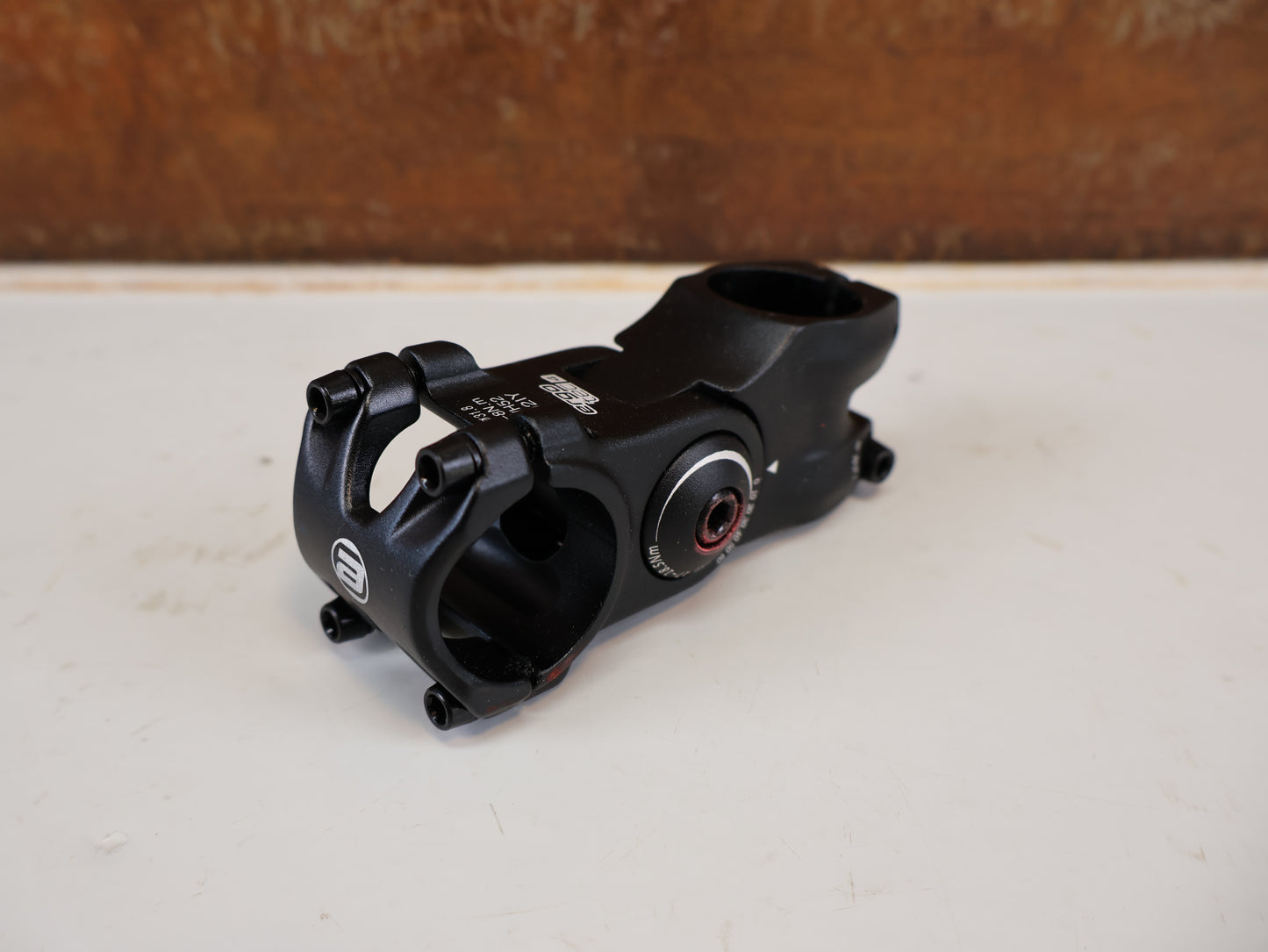 ERGOTEC OCTOPUS 2 VORBAU VERSTELLBAR 31 8MM AHEAD 1 1 8