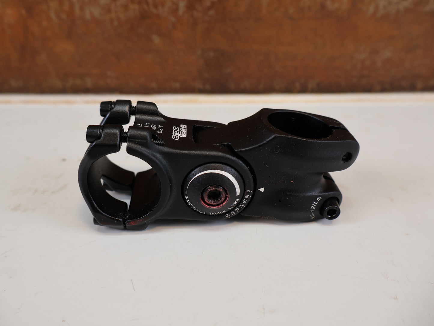ERGOTEC OCTOPUS 2 VORBAU VERSTELLBAR 31 8MM AHEAD 1 1 8