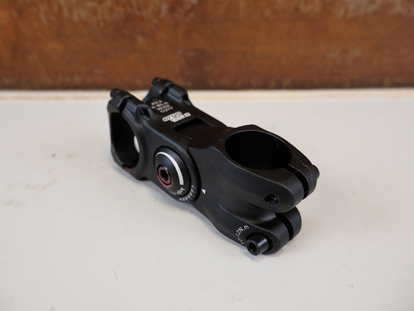 ERGOTEC OCTOPUS 2 VORBAU VERSTELLBAR 31 8MM AHEAD 1 1 8