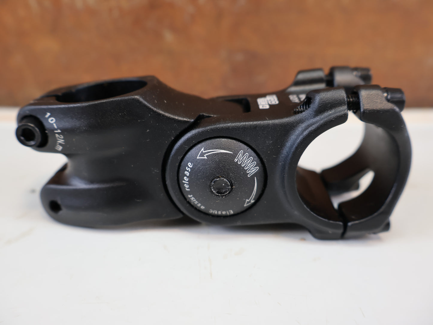 ERGOTEC OCTOPUS 2 VORBAU VERSTELLBAR 31 8MM AHEAD 1 1 8