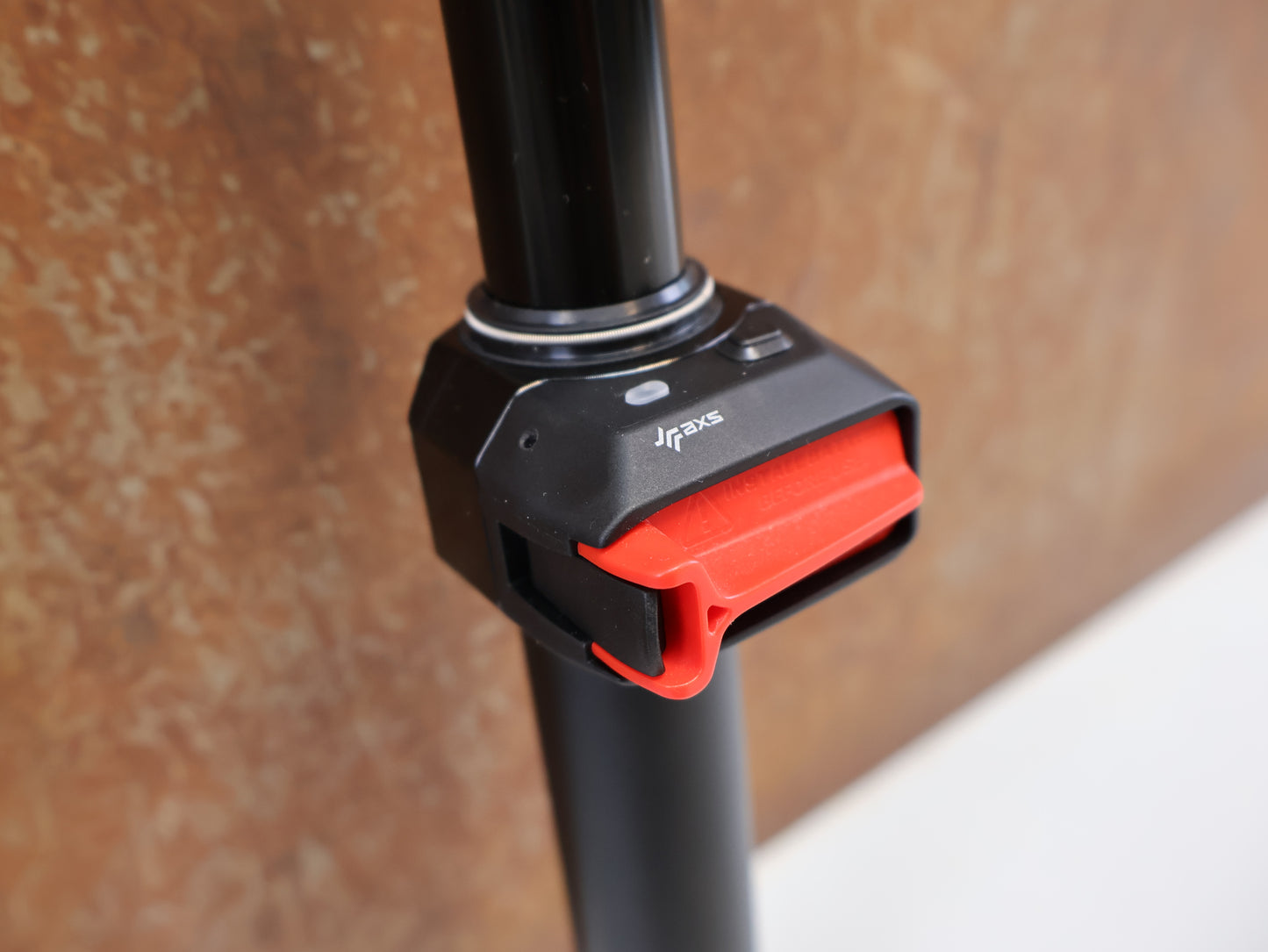 ROCKSHOX REVERB AXS SATTELSTÜTZE / 31.6 MM / 100 MM HUB / WIRELESS