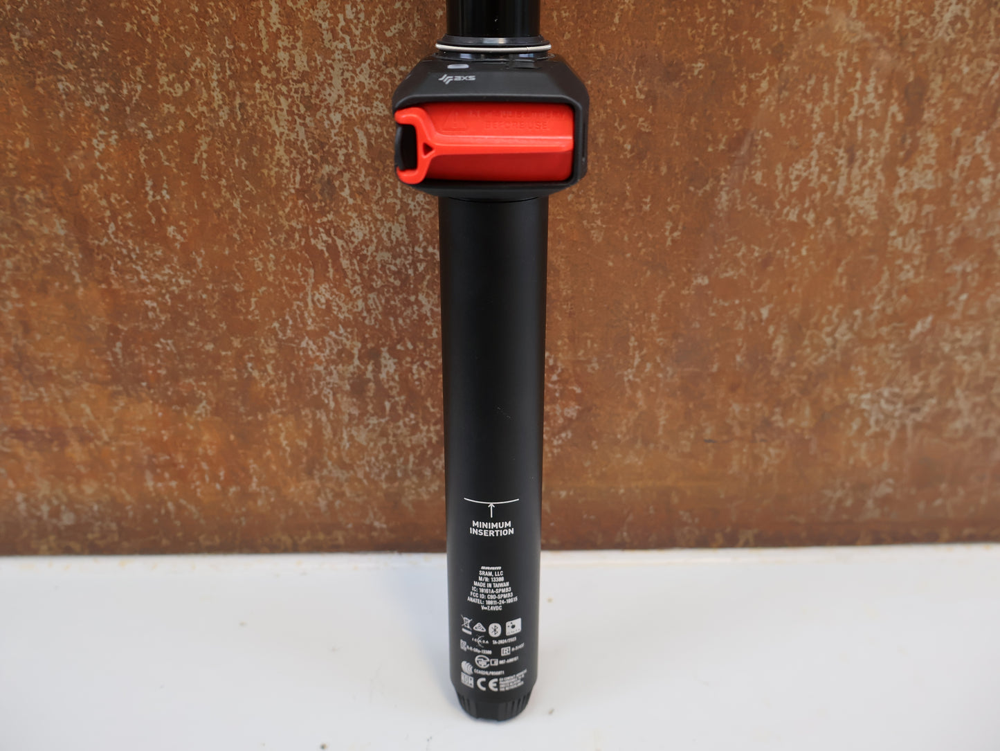 ROCKSHOX REVERB AXS SATTELSTÜTZE / 31.6 MM / 100 MM HUB / WIRELESS –  USEDBIKES-OB.DE