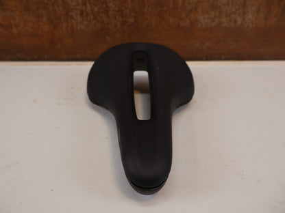 BONTRAGER VERSE SHORT PRO SATTEL / CARBONSTREBEN 250 × 145 MM / 5254985