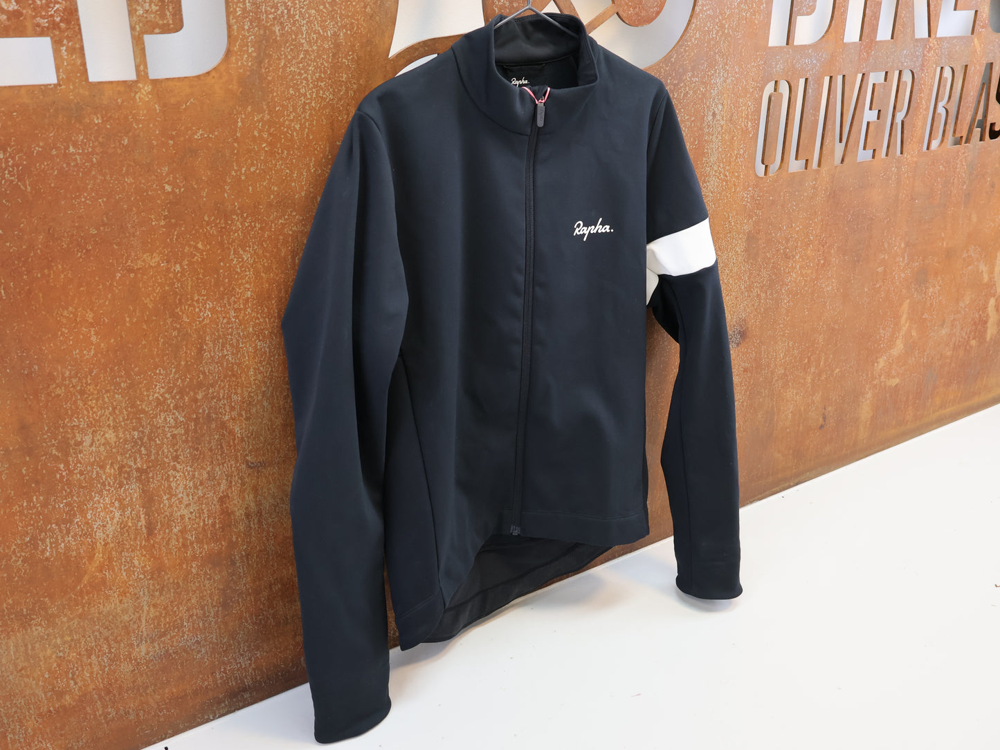 RAPHA CORE WINTER CYCLING JACKET / HERREN / WINDDICHT / SCHWARZ
