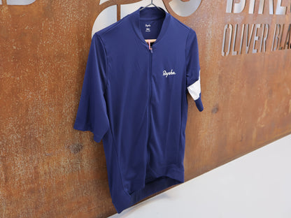 RAPHA CORE RADTRIKOT / HERREN / NAVY / ATMUNGSAKTIV / KURZARM