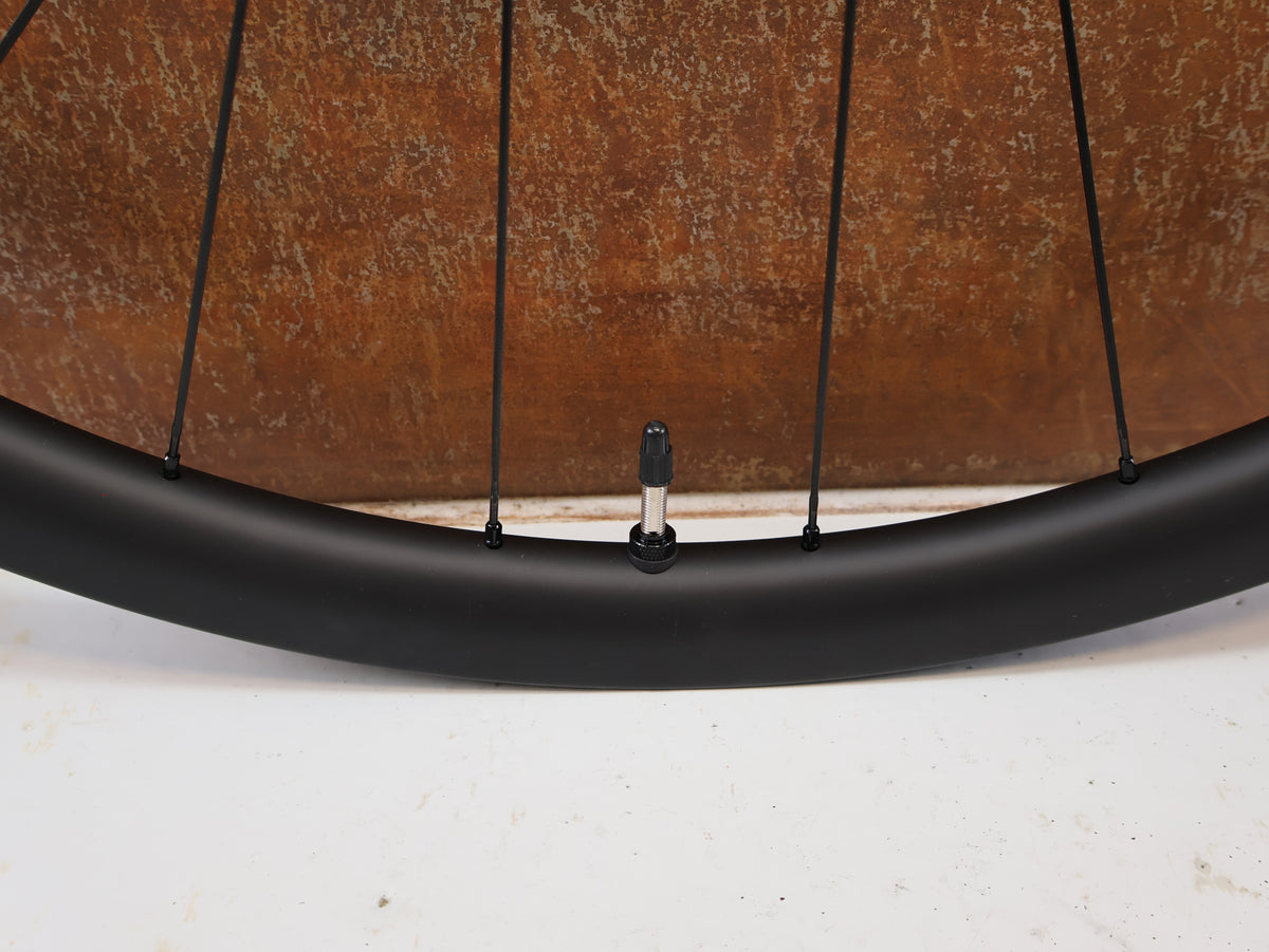 SHIMANO WH RS710 C32 CARBON LAUFRADSATZ TUBELESS 28 ZOLL HG